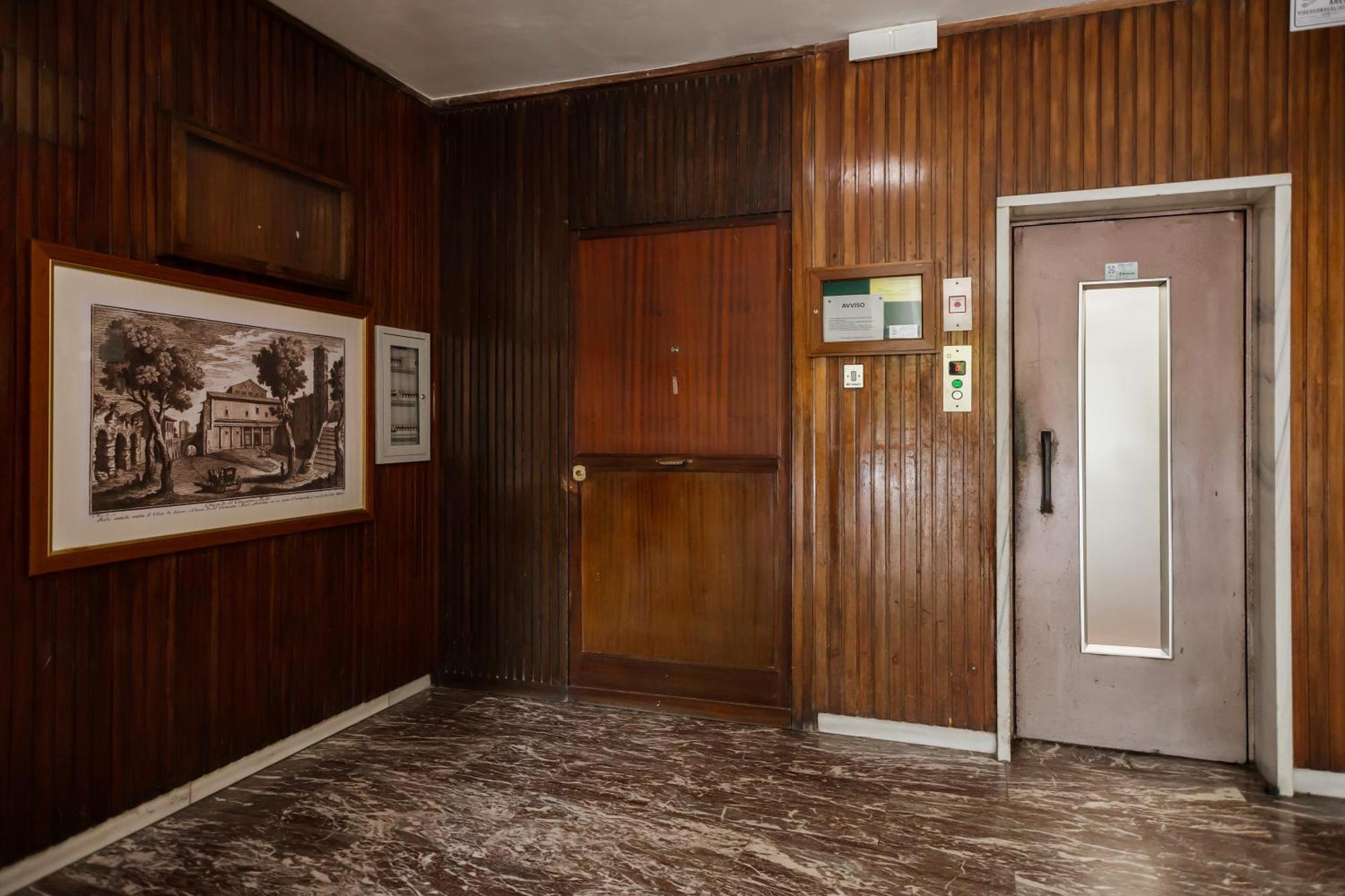 Stepahouse Zona San Paolo Elegante Bilocale A 2 Minuti Dalla Metro B Appartamento