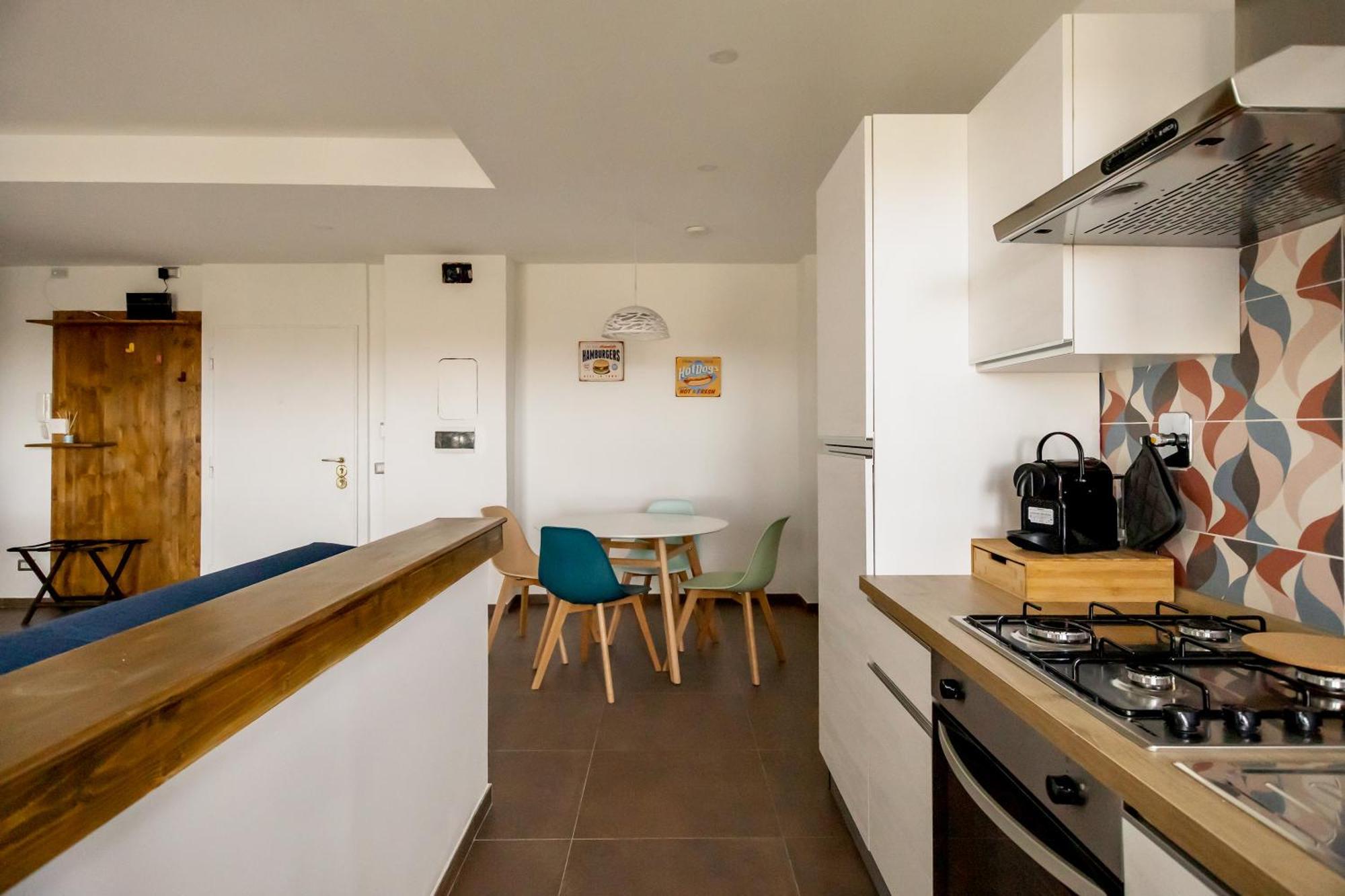 Appartamento Stepahouse Zona San Paolo Elegante Bilocale A 2 Minuti Dalla Metro B Roma